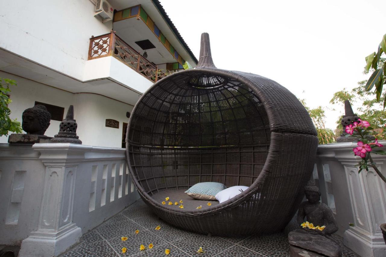 Joglo Yudhistira Villa Sleman  Buitenkant foto